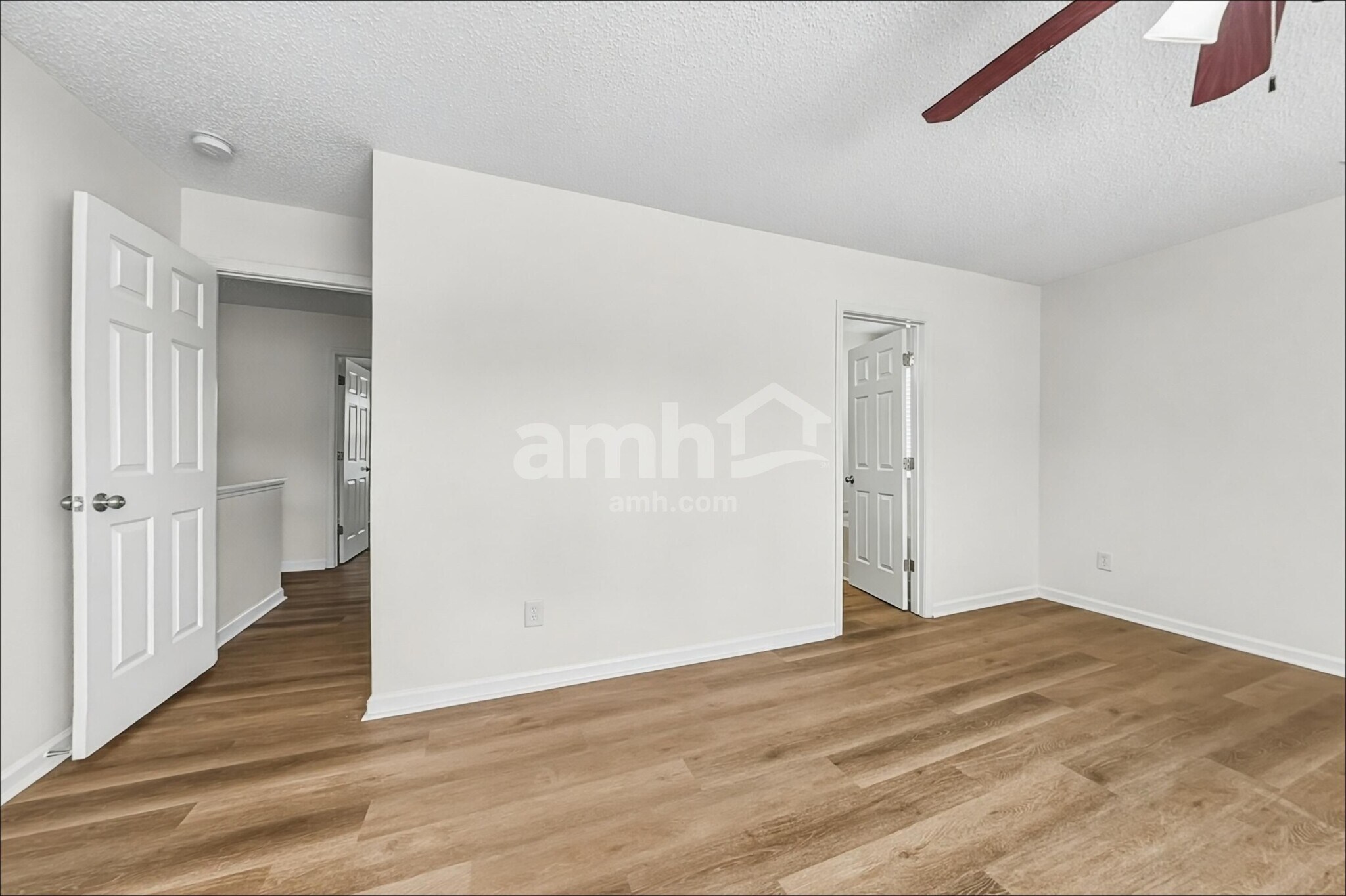 Building Photo - 1308 Crestfield Ct