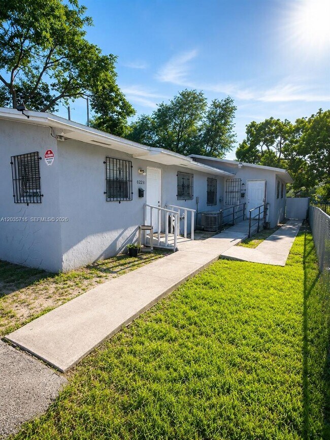 Building Photo - 6228 NW 4th Ave