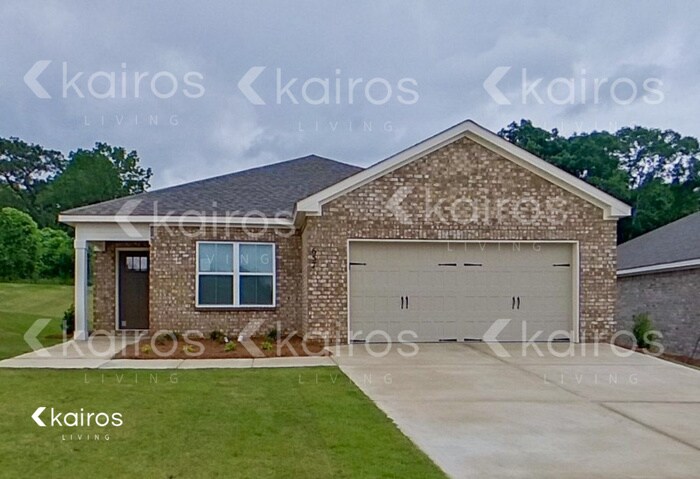 Primary Photo - 657 June St