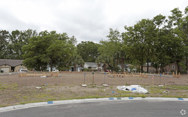 Building Photo - Century Lake Townhomes