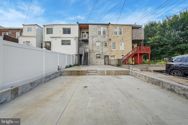 Building Photo - 2509 Linden Ave