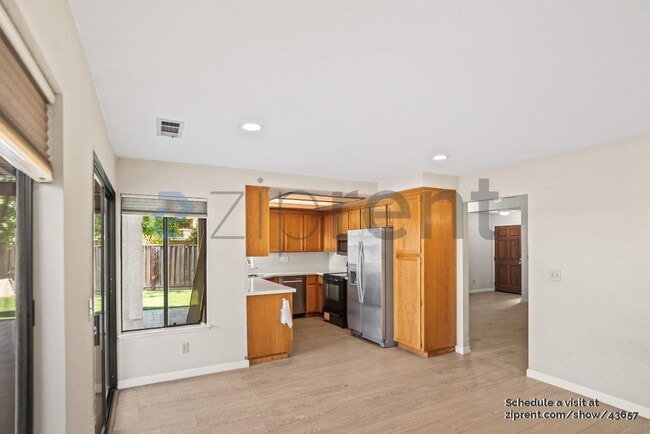 Building Photo - 38814 Rosegate Terrace