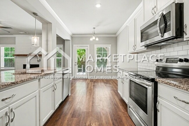 Building Photo - 225 Melba Ln