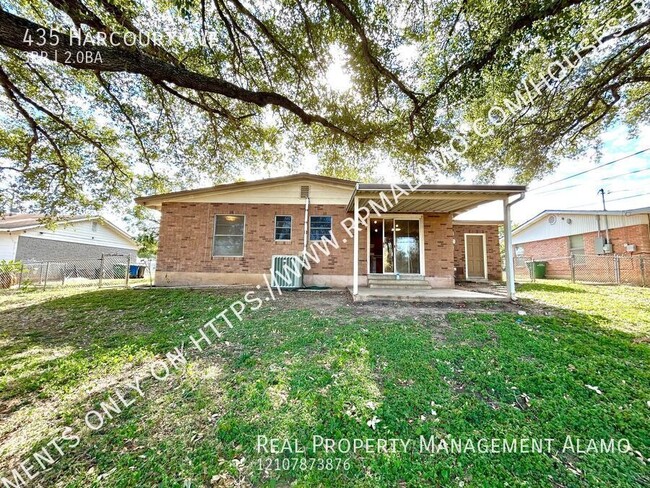 Building Photo - AVAILABLE NOW! 3 Bedroom / 2 Bath Home Nea...