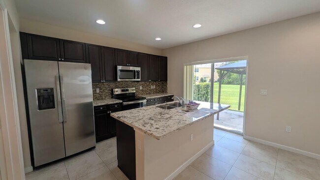 Building Photo - 2900 NW Treviso Cir
