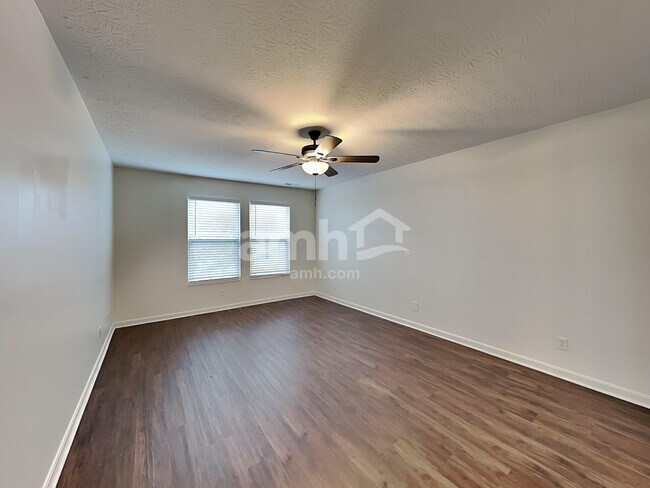 Building Photo - 1178 Edgewater Way