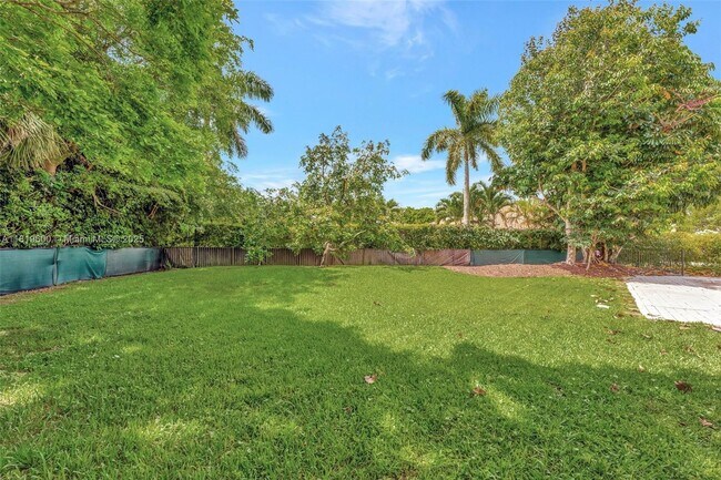 Building Photo - 8360 NW 51st Ct