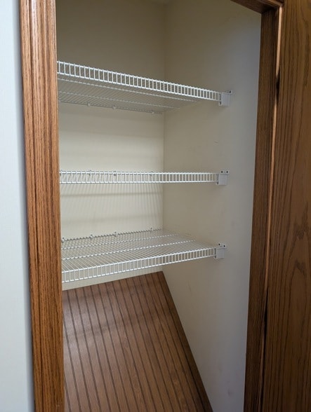 Building Photo - 709 Burgess Dr