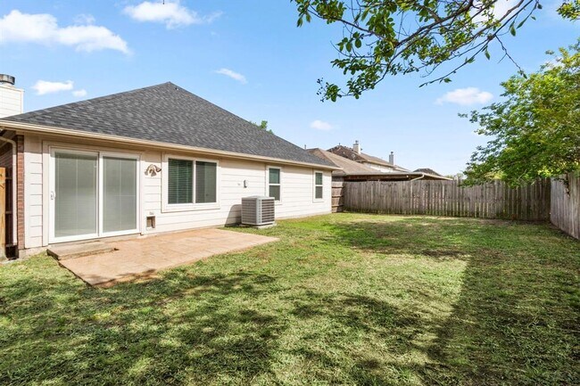 Building Photo - 1204 Gerona Blvd