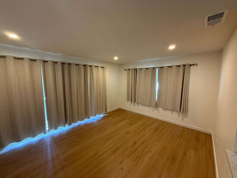 Building Photo - 4240 Camino Paz