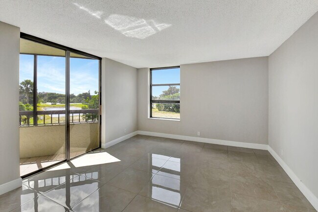Building Photo - 6372 La Costa Dr