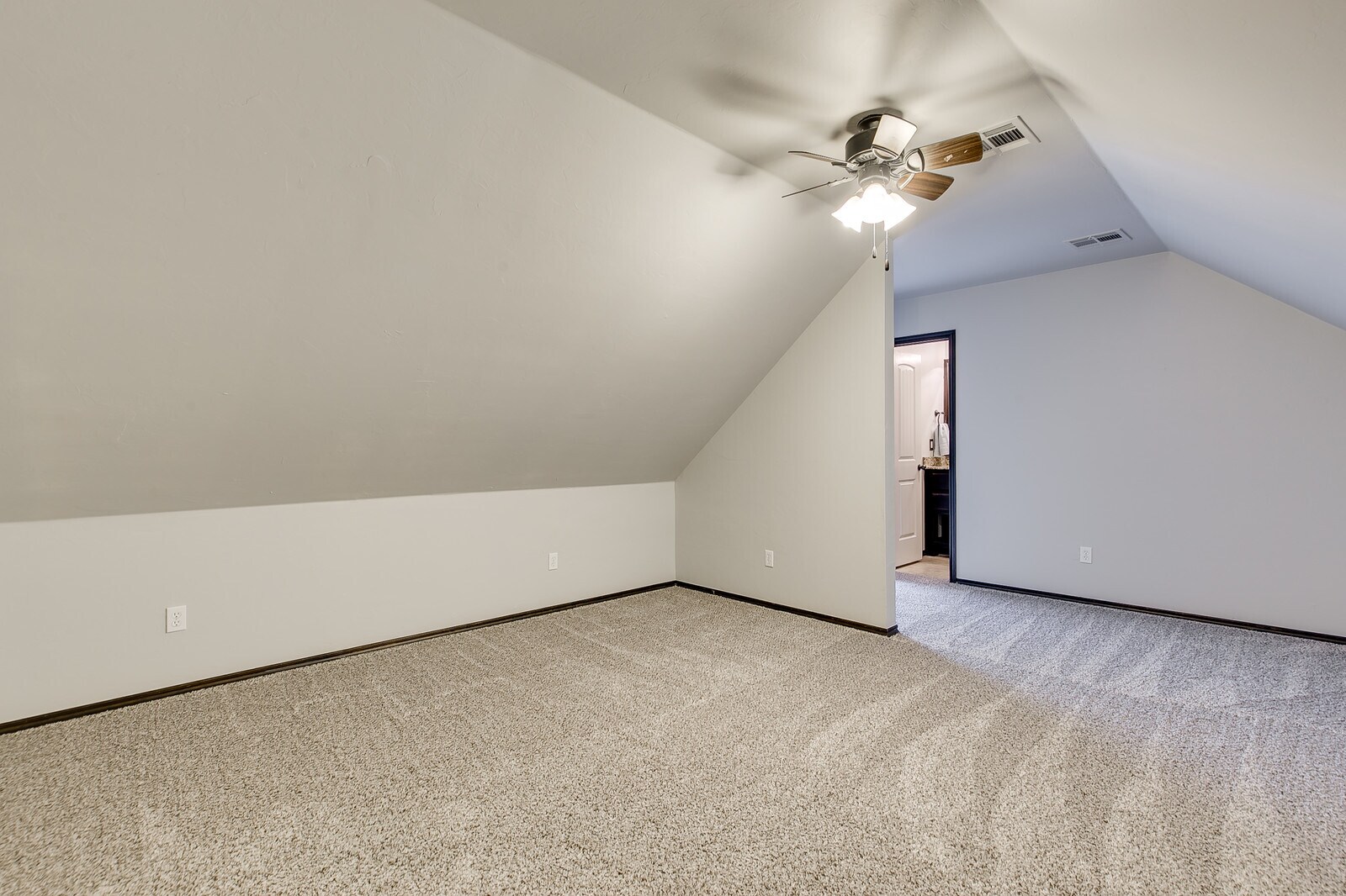 Bonus Room - 19120 Summer Grove Ave