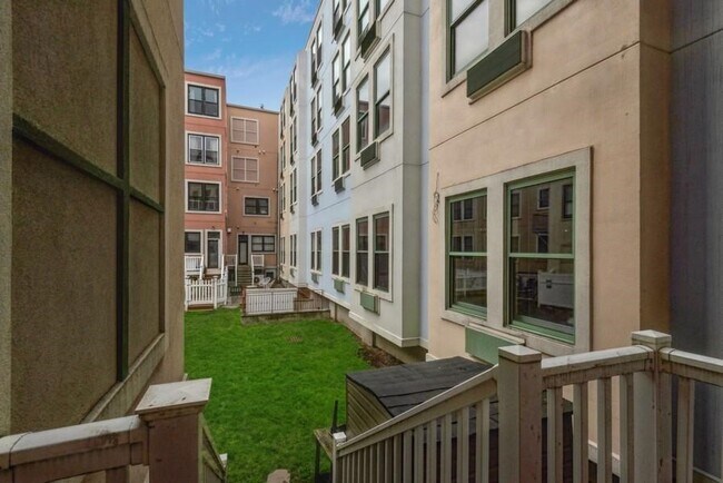 Building Photo - 110 Liberty View Dr.