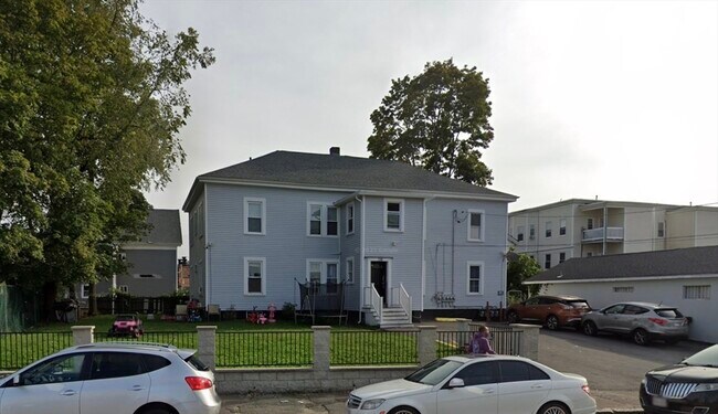 Primary Photo - 897 N Montello St