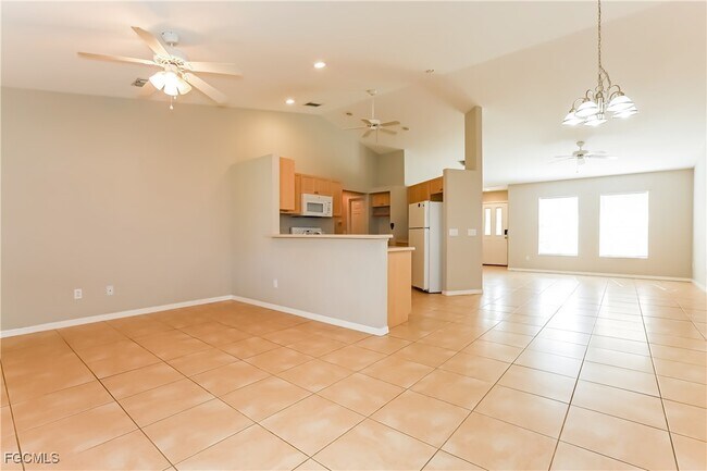 Building Photo - 5840 Regent Rd