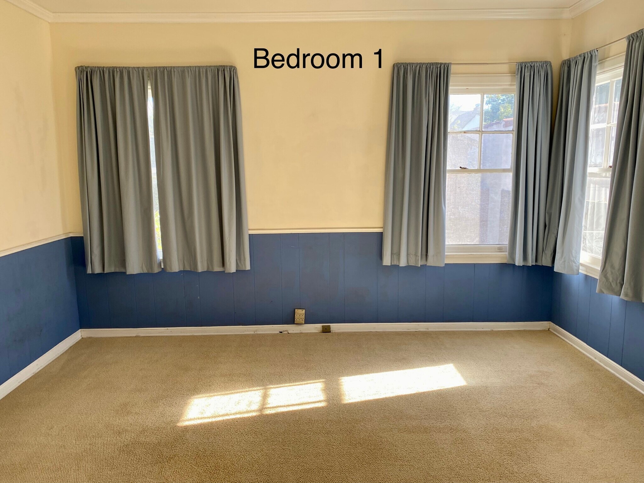 Master bedroom with ensuite bath - 948 N Howard St