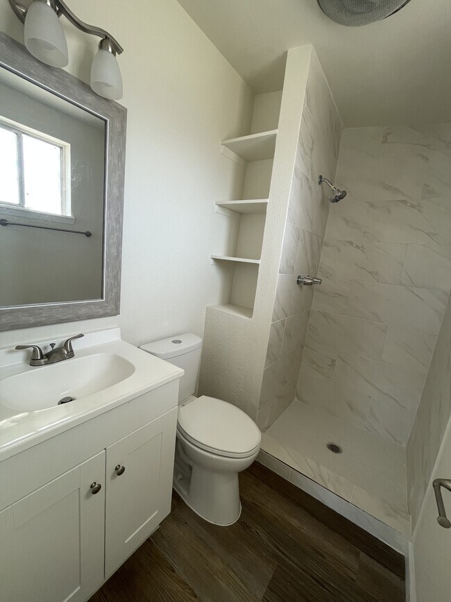 Building Photo - 312 Graphite Dr