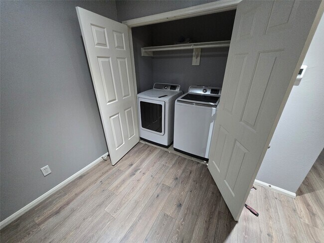 Building Photo - 5106 Prosperity Cir