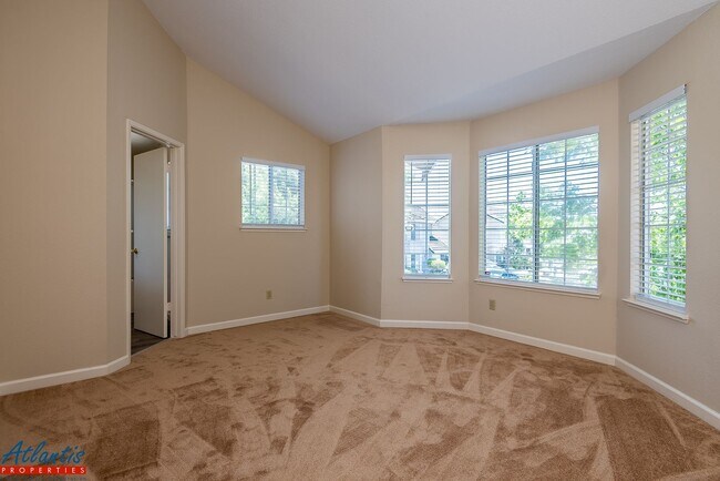 Building Photo - 1541 Shumaker Way