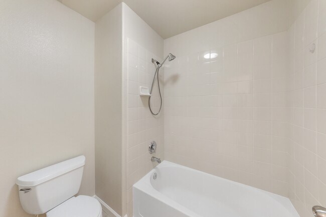 Building Photo - 1022 Prosperity Dr