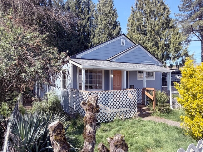 Building Photo - 1311 S 3rd Ave