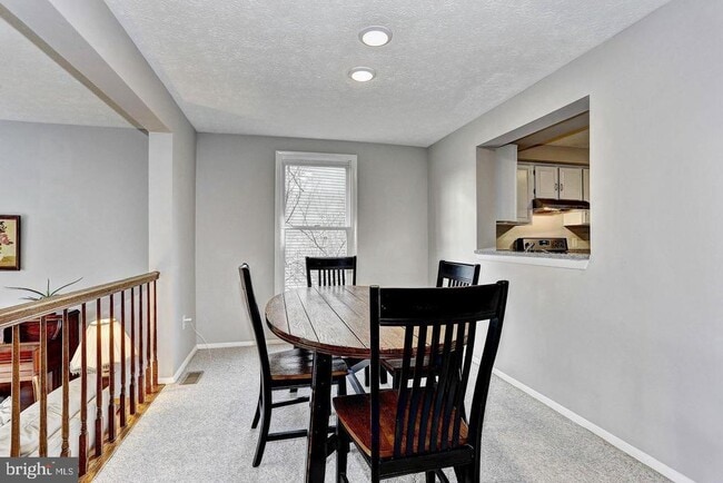 Building Photo - 3816 Bonnybridge Pl