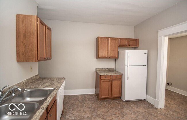 Building Photo - 1541 E Ohio St