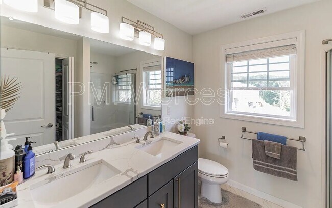 Building Photo - 1 Sourwood Cir