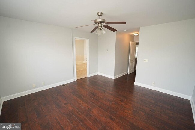 Building Photo - 1455 Hidden Meadow Ln