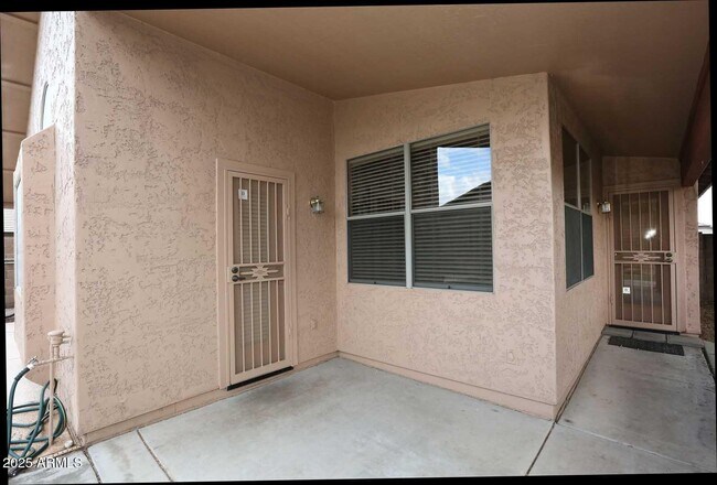 Building Photo - 4604 E Sands Dr