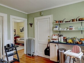 Building Photo - 17 Luzon Ave