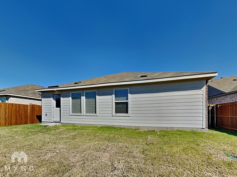 Building Photo - 1836 Javelina St