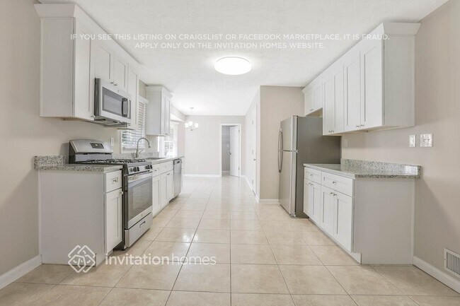 Building Photo - 5668 Beechwood Dr SW