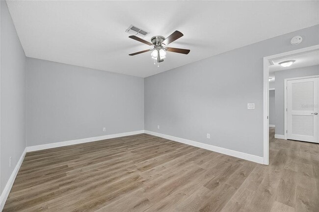 Building Photo - 519 Sweetleaf Dr