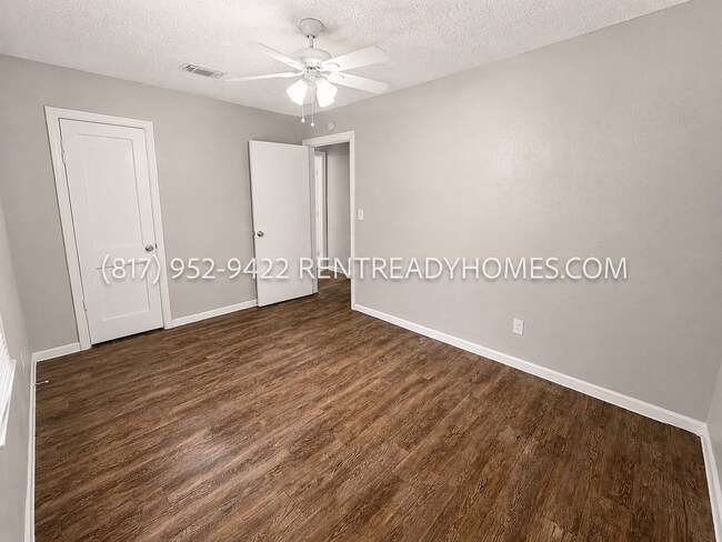 Building Photo - 6507 Myrtle St