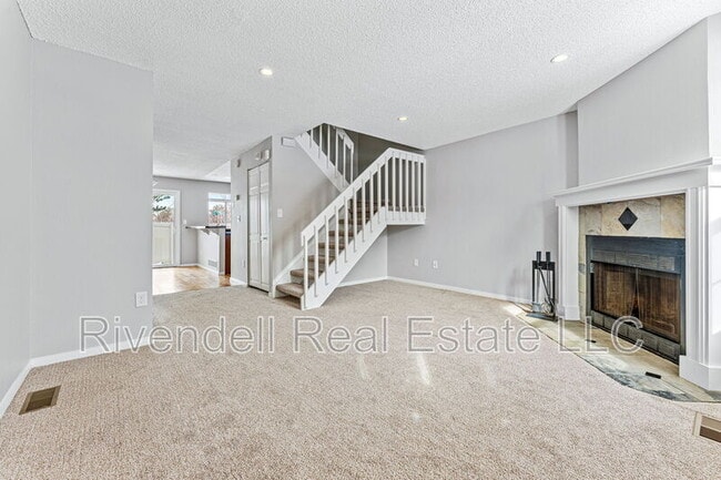 Building Photo - 9695 W Chatfield Ave