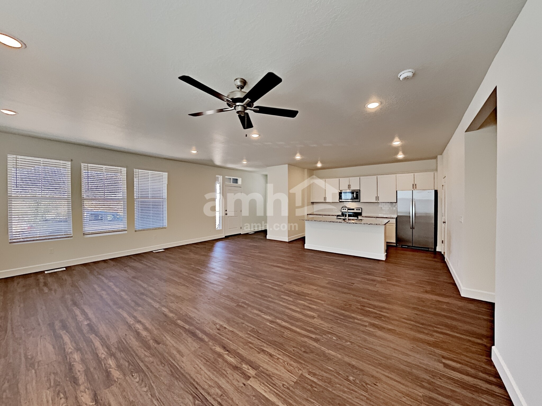 Building Photo - 6113 W Arranmore Dr