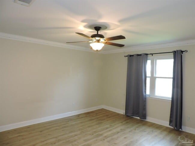 Building Photo - 4407 Eastpointe Dr