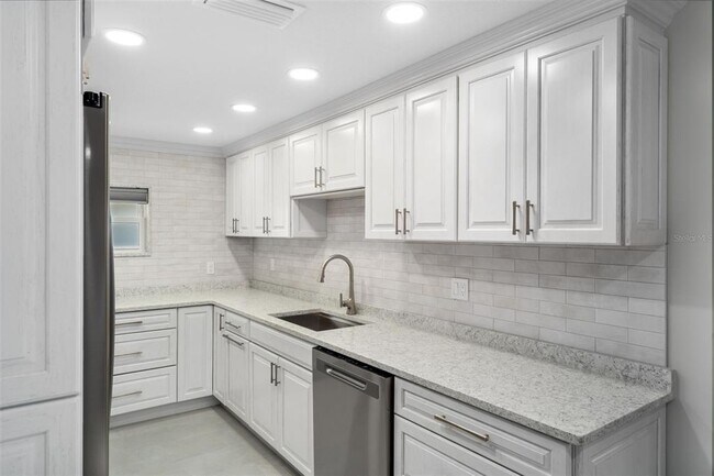 Building Photo - 4105 Topsail Trail