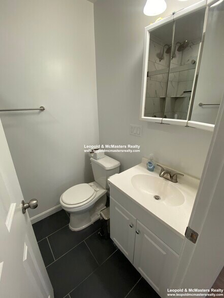 Building Photo - 500 Beacon St