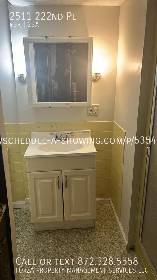 Building Photo - 2511 222nd Pl