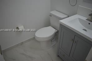 Building Photo - 2 br, 2.5 bath House - 6201 SW 138th Ct