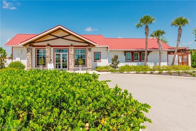 Building Photo - 15345 Grn Acrs Ave