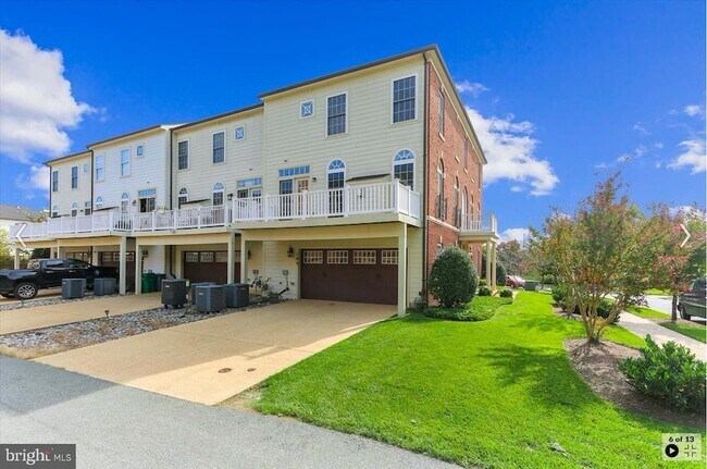 Building Photo - 189 Norwich Ln