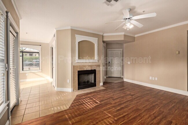 Building Photo - 15095 N Thompson Peak Pkwy