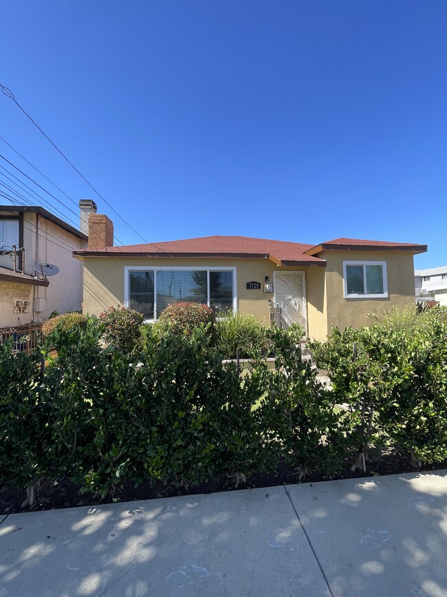 Building Photo - 3729 W 132nd St