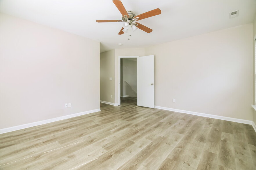 Building Photo - 2513 Quarry Ridge Ln
