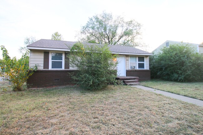 Building Photo - Section 8 Welcome! Amazing Remodeled 4 Bed...