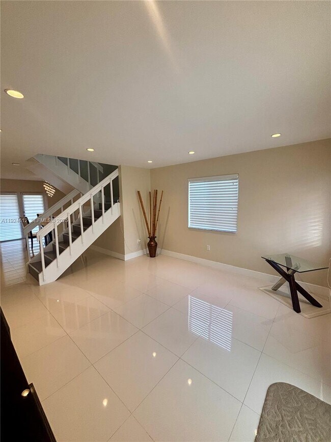 Building Photo - 13765 SW 160th Terrace