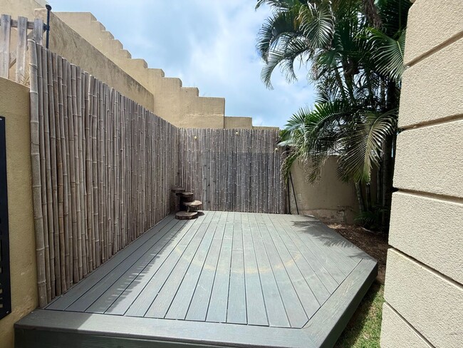 Building Photo - Partially Furnished 3 Bedroom / 2.5 Bathroom Custom Home in Sandhill Estates gated community!